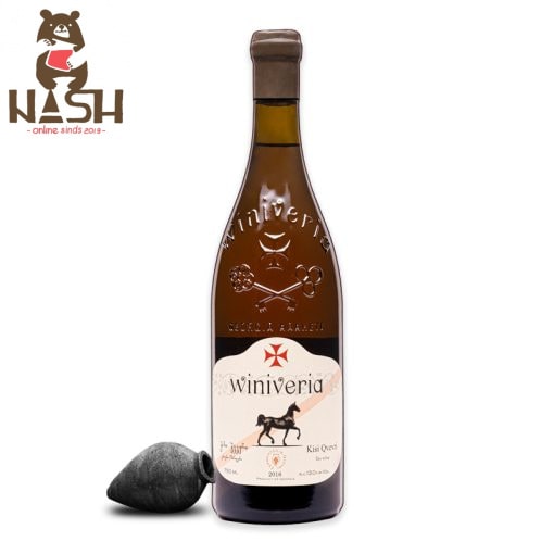 Georgian white dry wine from qvevri Winiveria Kisi