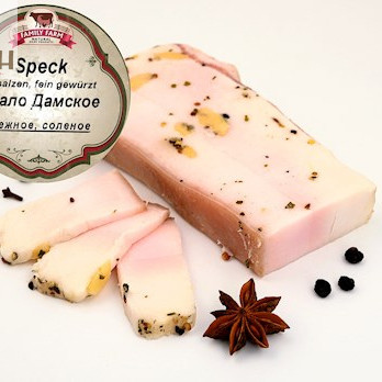 Family Farm tender lard "Ladies", about 300g